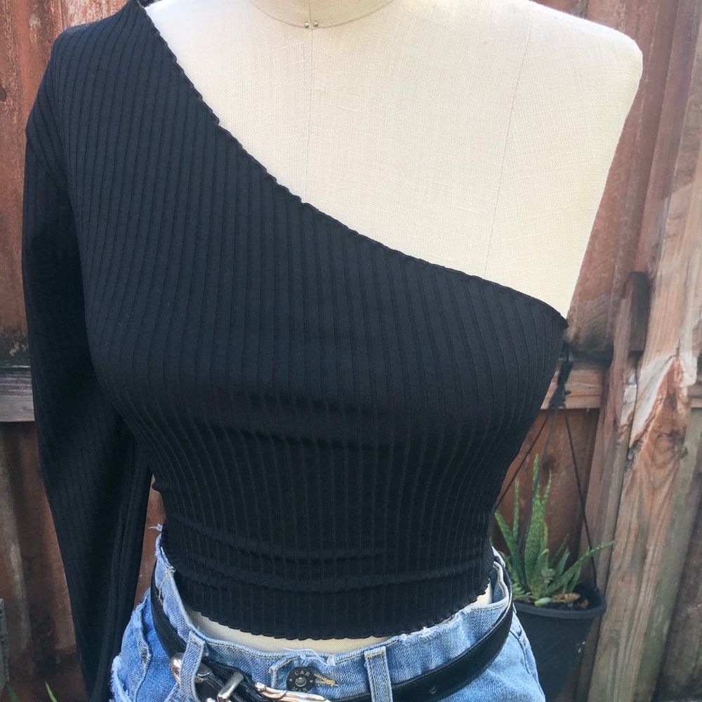 PrettyLittleThing one shoulder long sleeve top